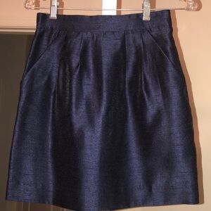 Super cute skirt with pockets!! Make an offer :)